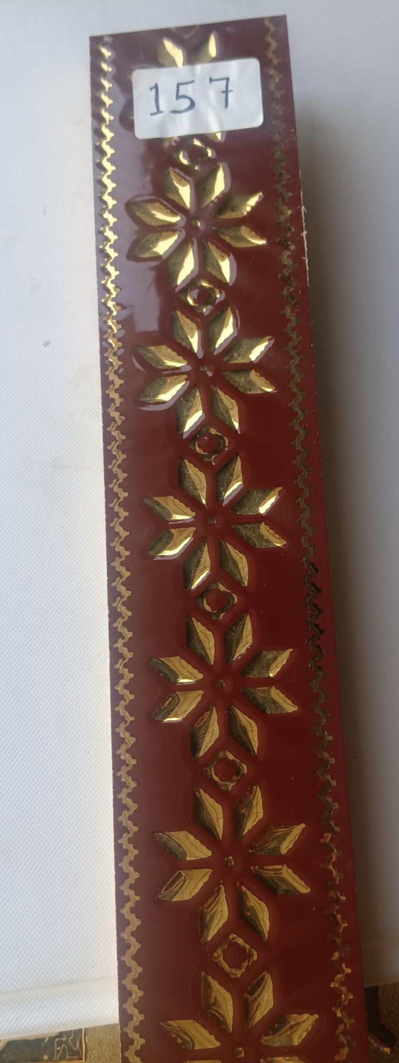 157 G –  tiles
