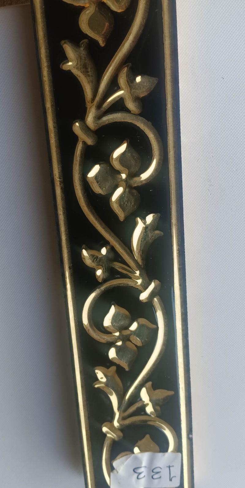 133 G –  tiles